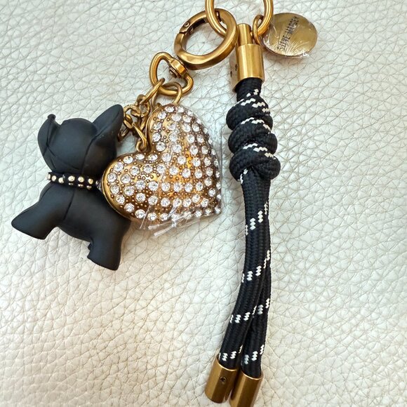 NWT STEVE MADDEN BGOMEZ CROSSBODY SATCHEL BAG W HEART DOG CHARM KEYRING - Picture 6 of 6